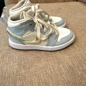 Kid girl Air Jordan’s